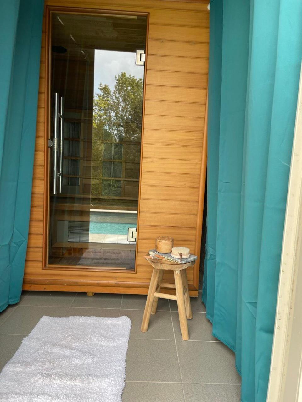 La Canopee Des Arbres, Juliette Ellezelles Exterior foto