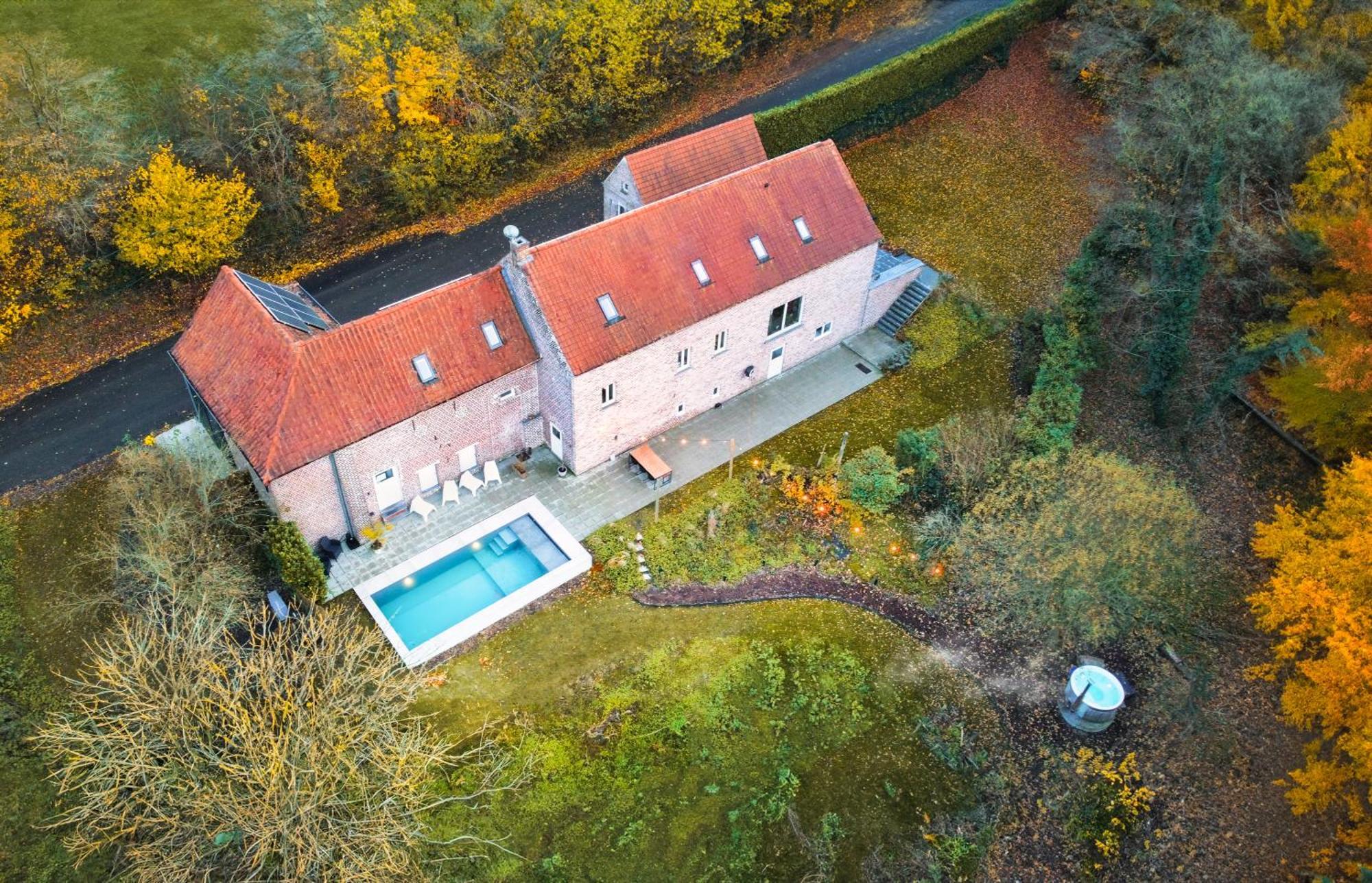 La Canopee Des Arbres, Juliette Ellezelles Exterior foto